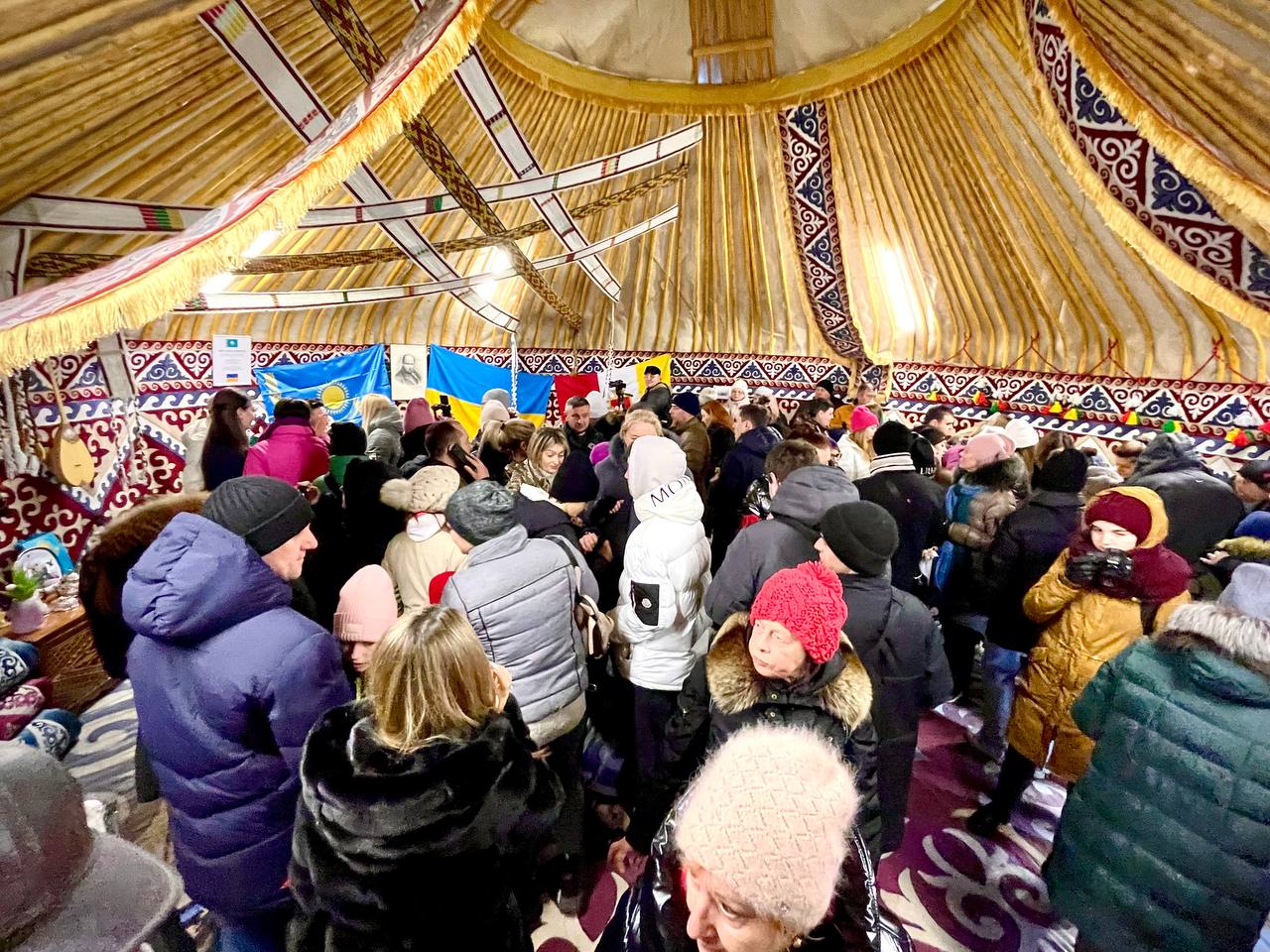 В Одессе открыли Юрту несокрушимости. Волонтер из Казахстана рассказал о проекте (фото)